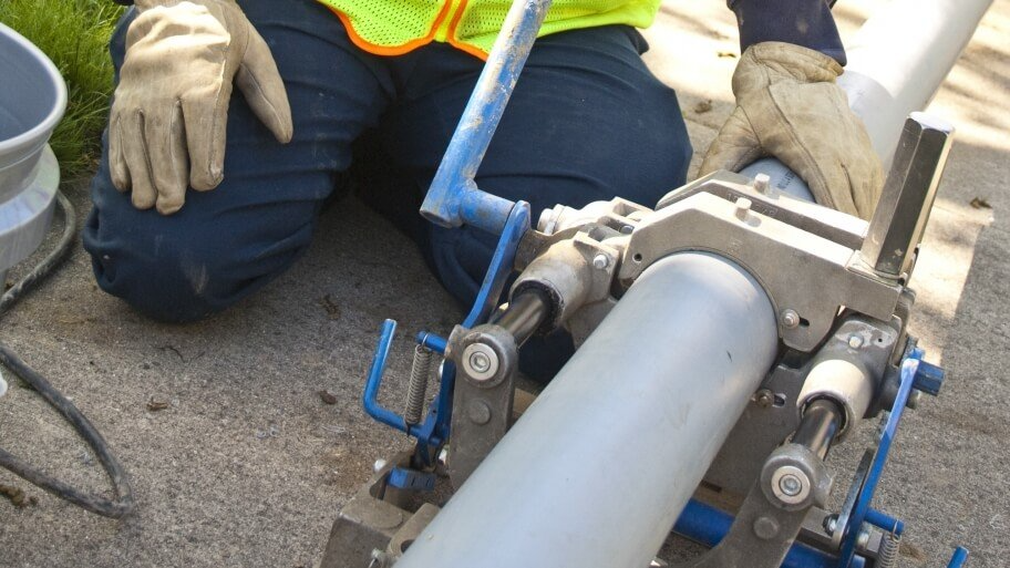 https://www.hksolutionsgroup.com/cmepipelining/filesimages/trenchless-sewer-repair-tile.png